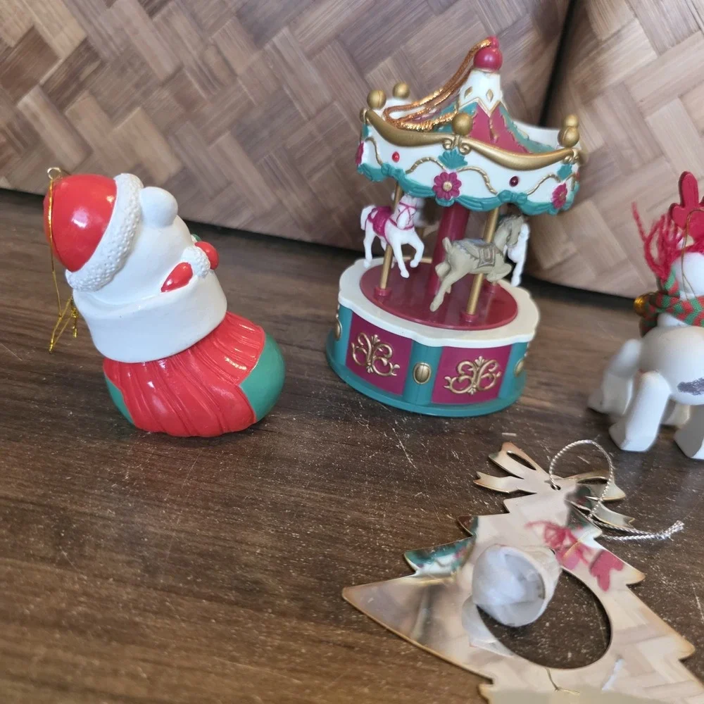 4‎ Avon Christmas Ornaments Festive Carousel Bear In Stocking Reindeer Tree